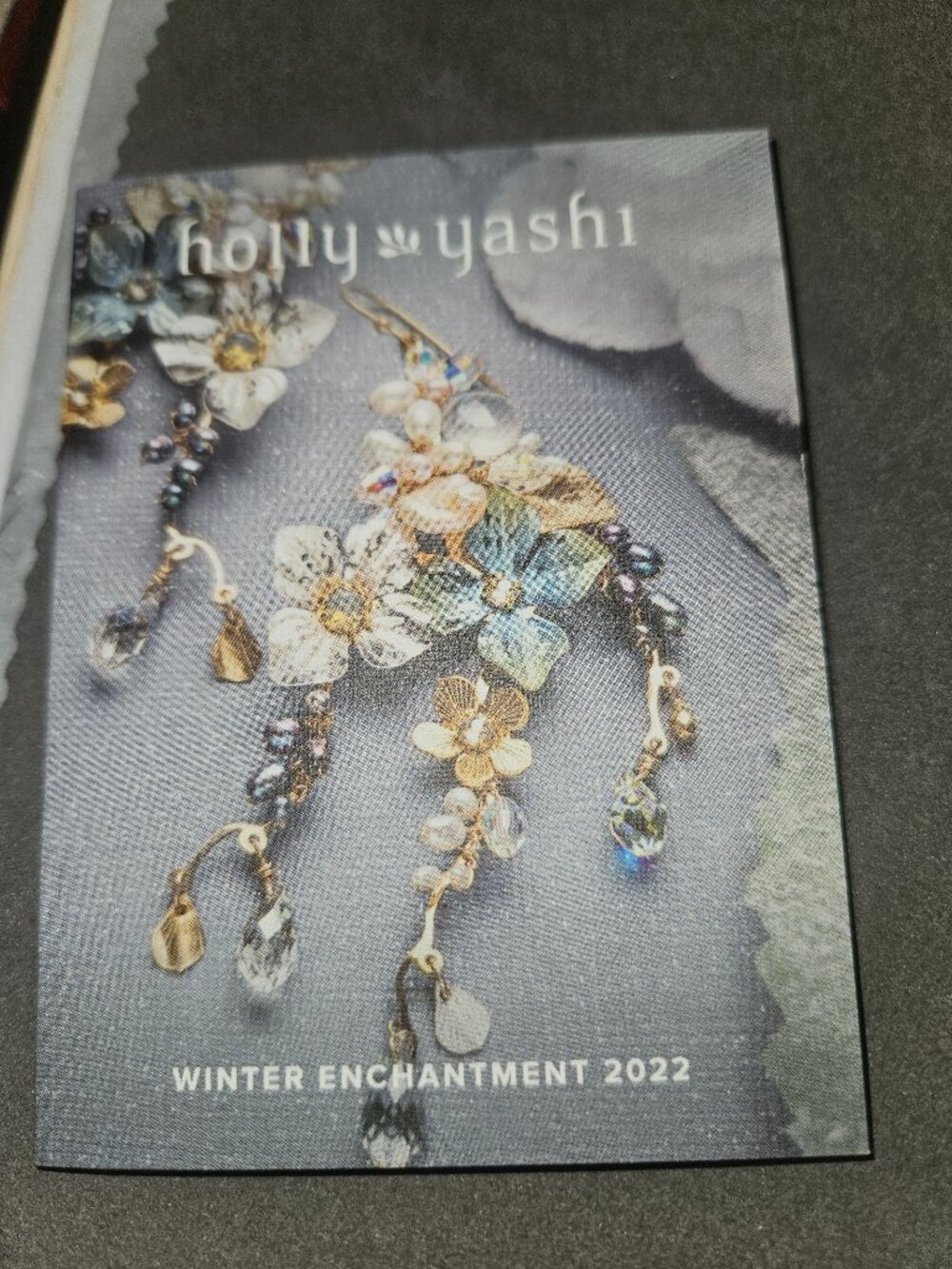 Holly Yashi Limited Edition 2022 Winter Enchantment earrings (12/50)